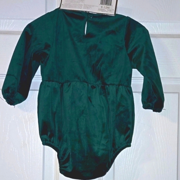 New Badgley Mischka Green Velvet Red Bow White Collar Onsie 9-12 Months - Picture 3 of 4